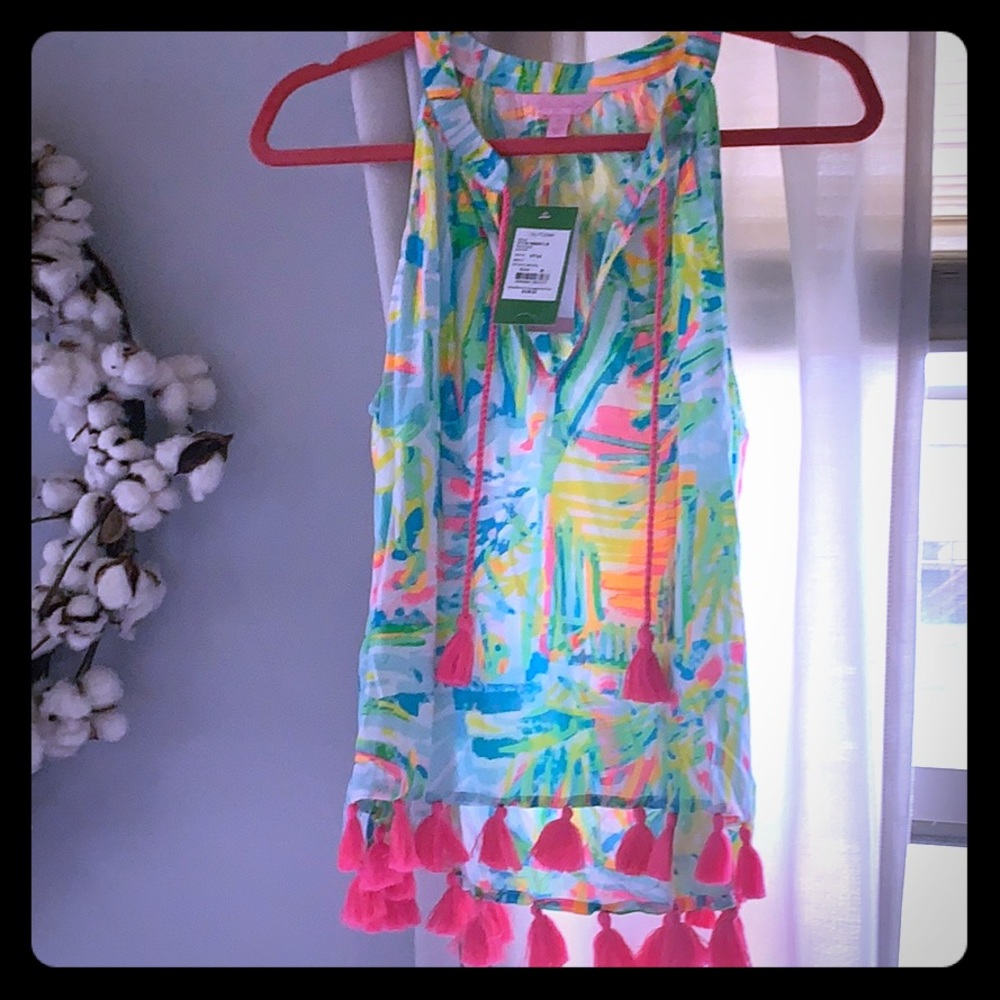 NWT Lilly Roxi top in sea salt and sun sz M